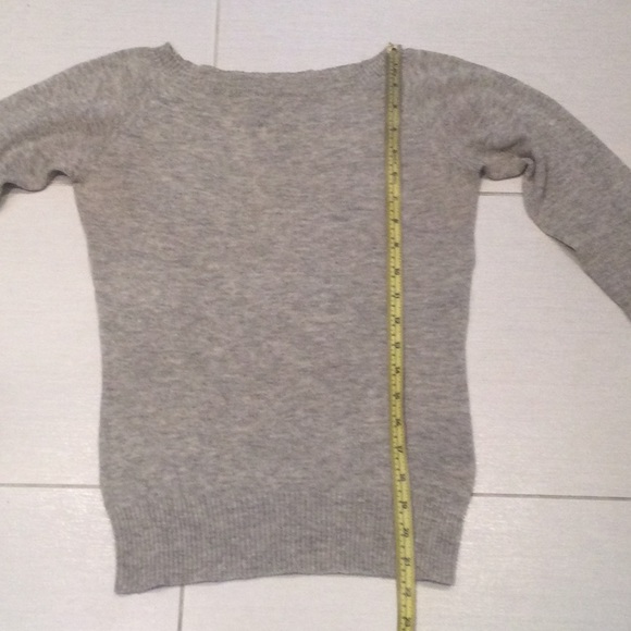 BCBG Thin & Soft Wool Blend Sweater Top - Picture 11 of 14